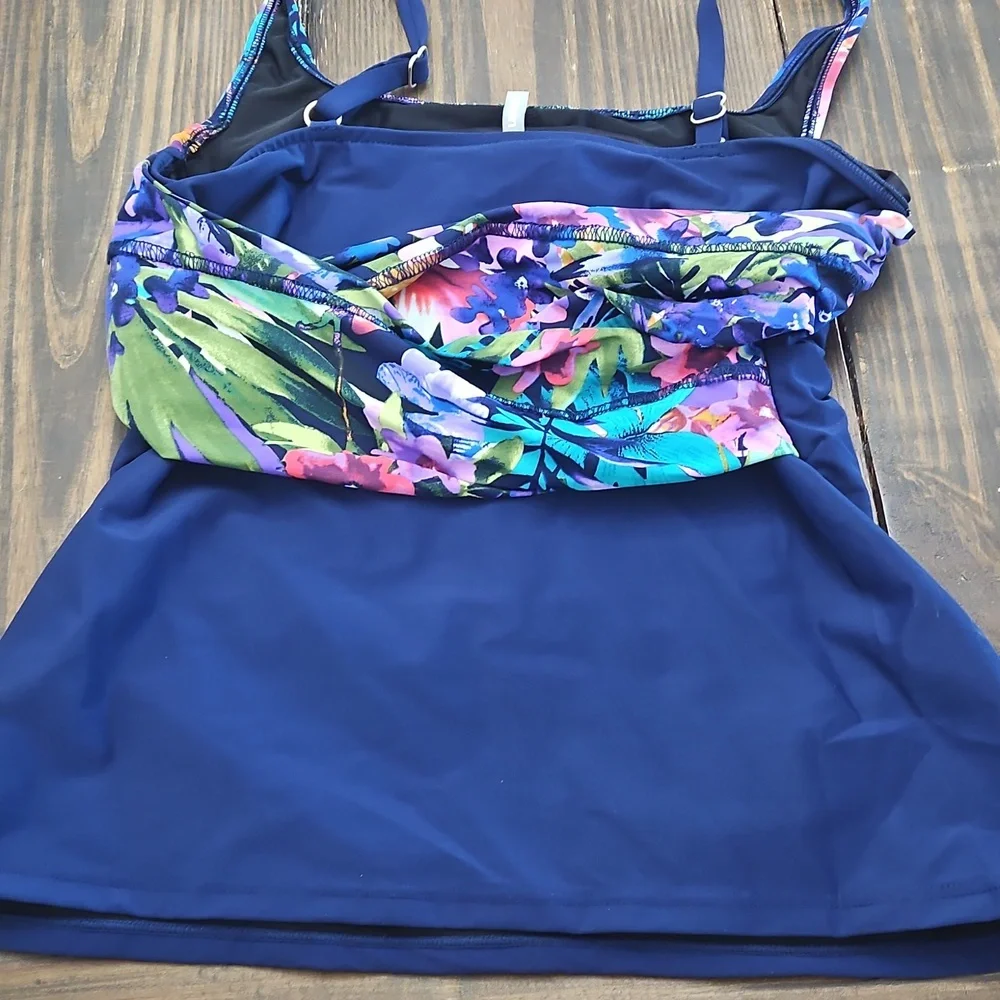 Lands' End Tankini Underwire Swim Top Size 8